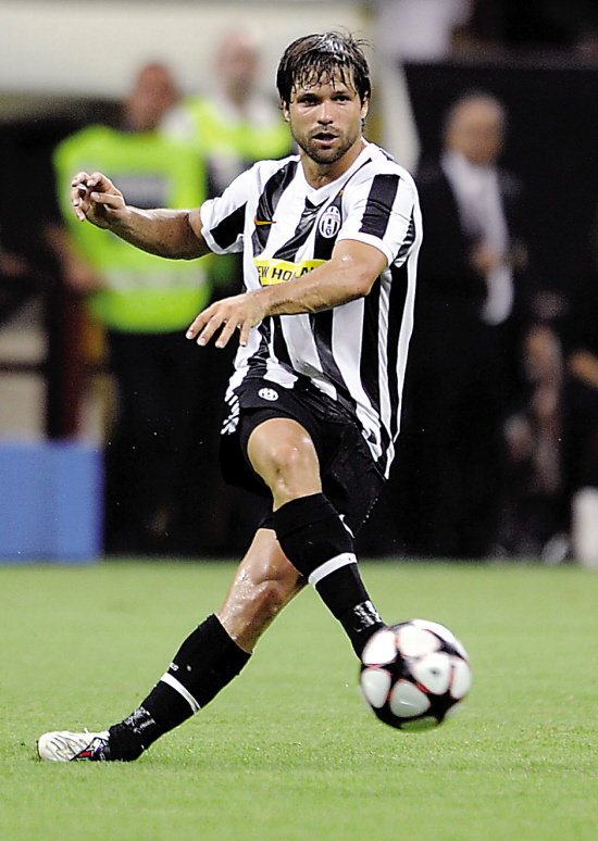 马德里竞技训练开放日；今夜门线救险引欢呼；意甲在即；训练强度明显提升(马德里竞技足球俱乐部官网中文版)